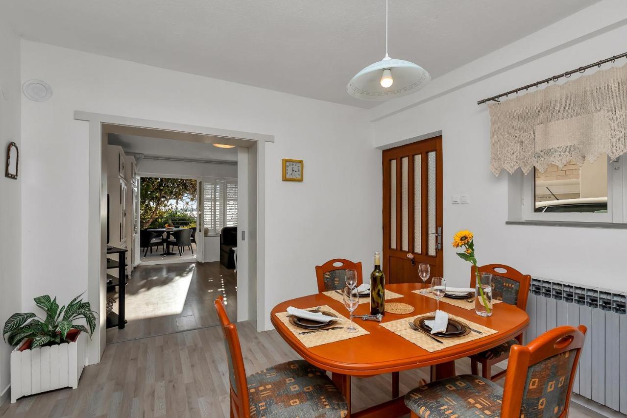 Apartments And Rooms By The Sea Baska Voda, Makarska - 2578 Eksteriør billede