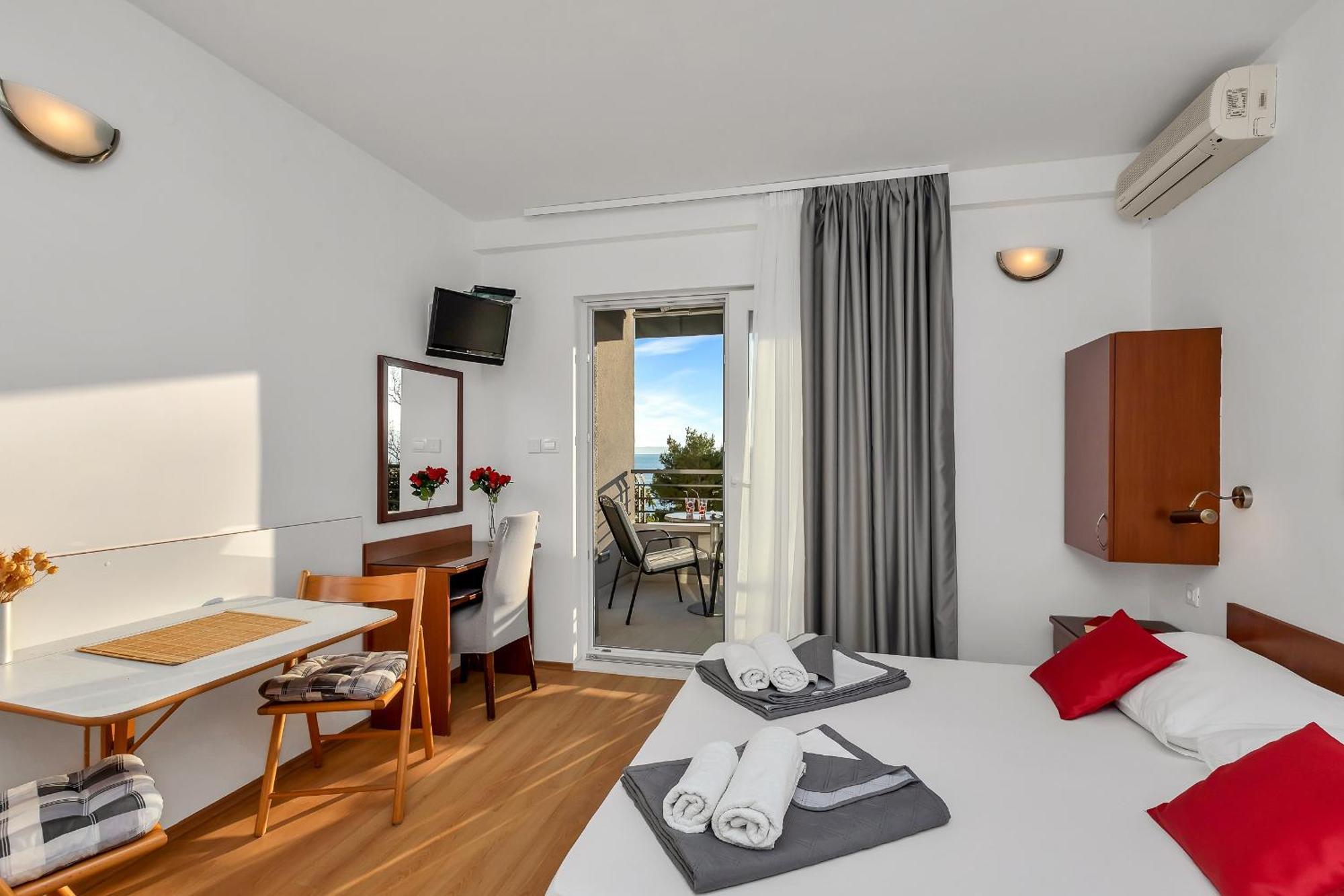 Apartments And Rooms By The Sea Baska Voda, Makarska - 2578 Værelse billede